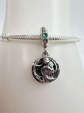 Pandora Star Wars “Jedi Master” Yoda Double-Dangle Charm